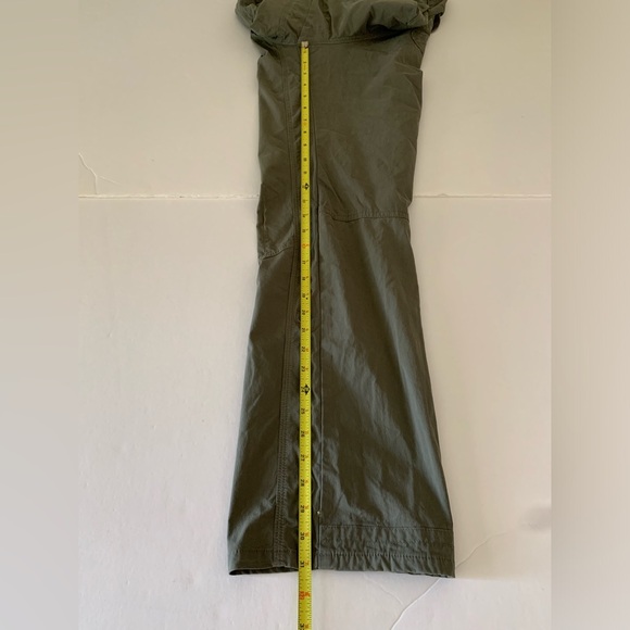 Kuhl Legendary Pants Women’s Size 10R Green Roll Up Cargo Pockets Hiking - Picture 11 of 11